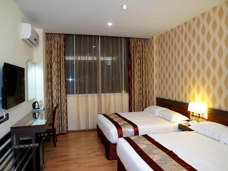 Nova Kuching Hotel Exterior photo