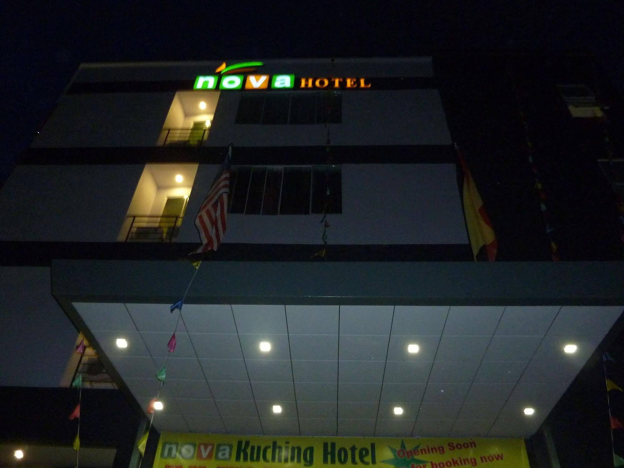 Nova Kuching Hotel Exterior photo